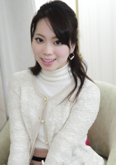 奥さんどんなエッチが好きですか？「激しいの。SMとかちょっと興味あるんですけど…旦那に叱られちゃうから言えなかったです」