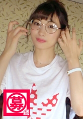 【絶対的美少女】21歳【超SSS級】あかりちゃん参上！何と三度も現れた彼女の応募理由は『二度あることは三度ある？♪』AVのSEXにドハマりしてしまった【極上美少女】『そろそろエッチがしたくて…♪』全くもってウェルカム！【性に目覚めた美少女】恥じらいながらもヤル事ナス事エロ過ぎる！普段はケーキ屋で働く彼女は顔に浴びた精子を全て飲み干す【ド変態娘】に進化を遂げる！『精子、甘くて美味しい♪』彼女にとってはケーキより美味しい【精液ごっくん】見逃すな！